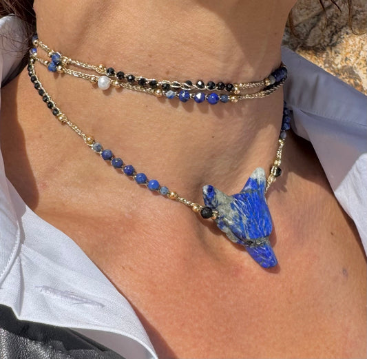 Collier au crochet SALVA LUPA 2 tours | Pendentif LOUP en pierre naturelle Lapis lazuli - MTFORJEL