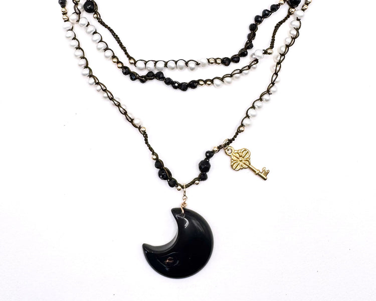 Bijou 2 en 1 au crochet LUNA | Collier ou Bracelet multi tours | Pendentif LUNE en pierre naturelle Onyx - MTFORJEL