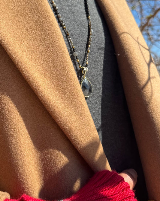 Collier au crochet multi rang GOCCIA | Pendentif Goutte en pierre naturelle Labradorite - MTFORJEL
