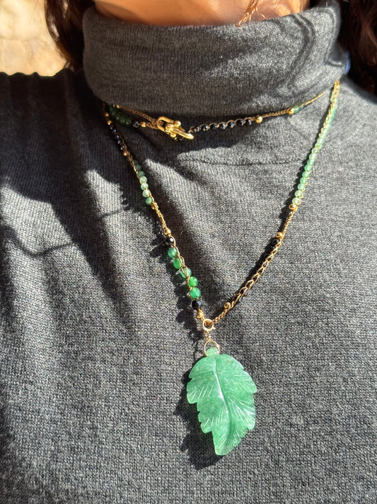Bijou 2 en 1 au crochet FOGLIA | Collier ou Bracelet multi tours | Pendentif FEUILLE en pierre naturelle Aventurine - MTFORJEL