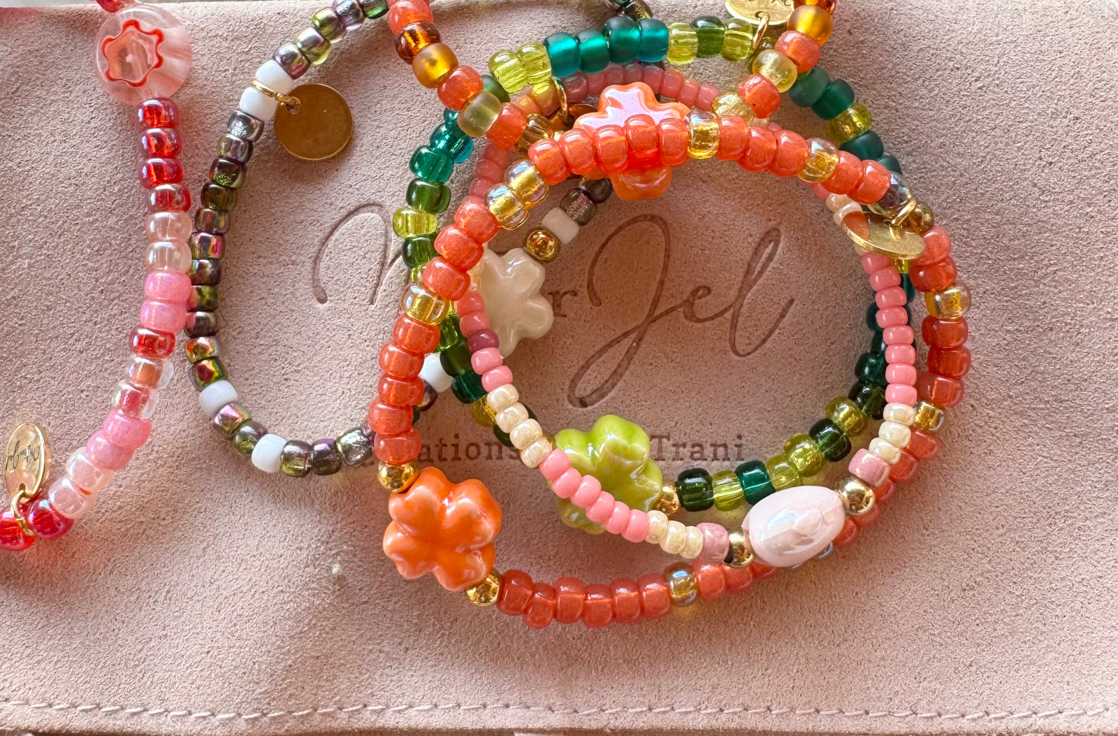 Capsule HUMANI | Bracelets pour les enfants du Cambodge