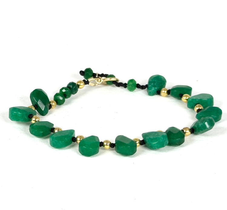 Bracelet en pierre naturelle jade vert sur fil noué perle à perle