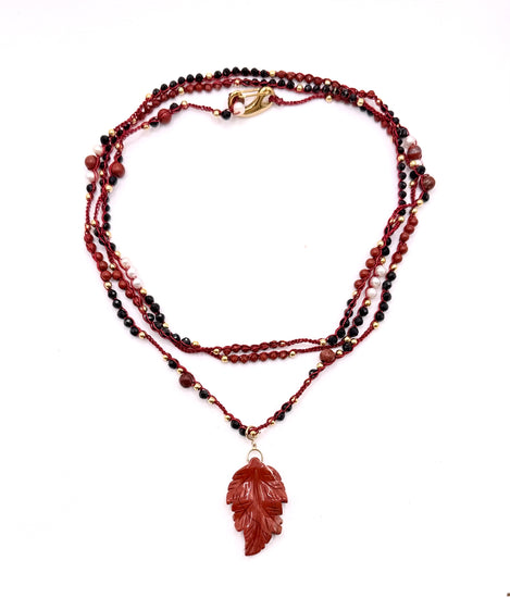 Bijou 2 en 1 au crochet FOGLIA | Collier 2 tours ou Bracelet multi tours | Pendentif  FEUILLE en pierre naturelle Jaspe rouge - MTFORJEL