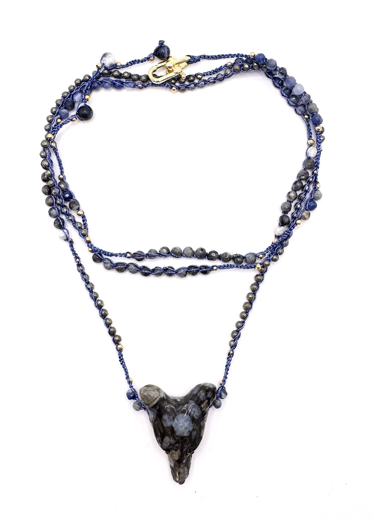 Collier au crochet SALVA LUPA 3 tours | Pendentif LOUP en pierre naturelle Llanite - Que sera - MTFORJEL