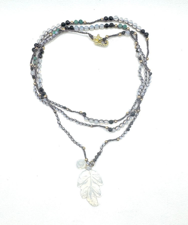 Bijou 2 en 1 au crochet FOGLIA | Collier  ou Bracelet multi tours | Pendentif FEUILLE en pierre naturelle Opalite - MTFORJEL