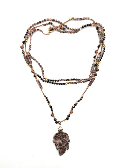 Bijou 2 en 1 au crochet FOGLIA | Collier ou Bracelet multi tours | Pendentif FEUILLE en pierre naturelle Jaspe léopard - MTFORJEL