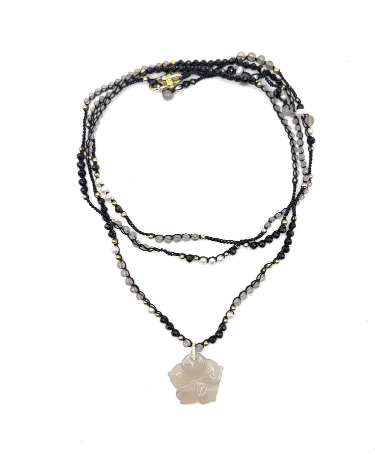 Collier au crochet multi rang FIORE | Pendentif FLEUR en pierre naturelle Agate - MTFORJEL